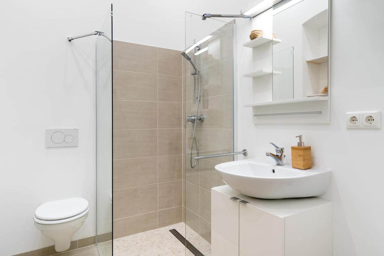 The Lohmeyerstr Vh Rechts, Lovely 2 Bedroom Up To 4 Берлин Экстерьер фото
